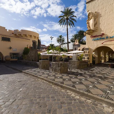 בית נופש Garden By Canariasgetaway